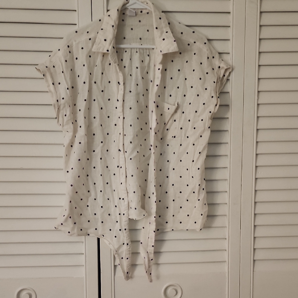 Linen/Cotton Old Navy White Tie-Front Button Down with Black Polka Dots size XL